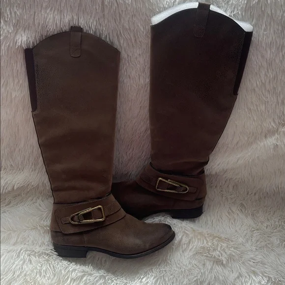 Crown Vintage Brown Ankle Boots - Picture 2 of 4